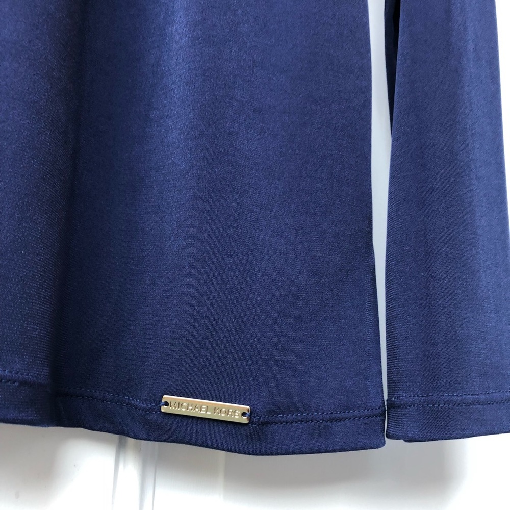 MK Navy Keyhole Top - Picture 3 of 4